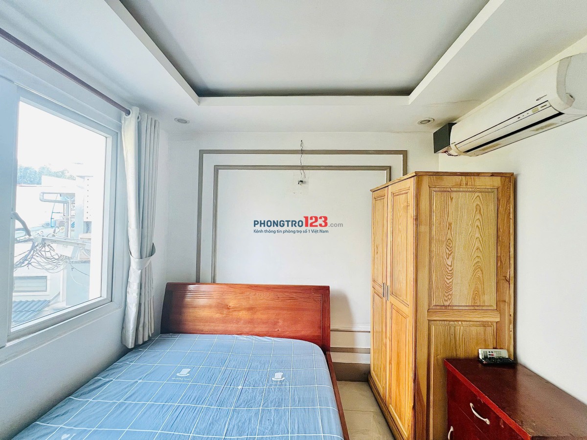 Phòng tiện nghi cửa sổ thoáng mát giá siêu rẻ tại Phạm Văn Chiêu