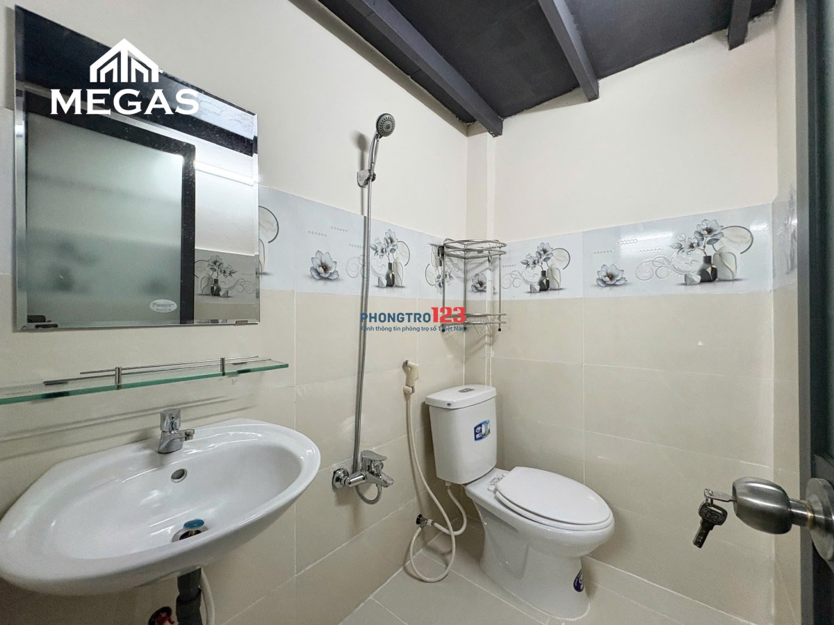 Khai trương 6 phòng gác cao 2m, sẵn nội thất khu Lý Phục Man cạnh Nguyễn Văn Linh, UFM, NTT, TDTU