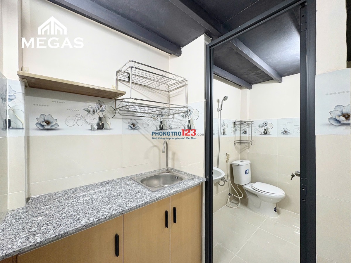 Khai trương 6 phòng gác cao 2m, sẵn nội thất khu Lý Phục Man cạnh Nguyễn Văn Linh, UFM, NTT, TDTU