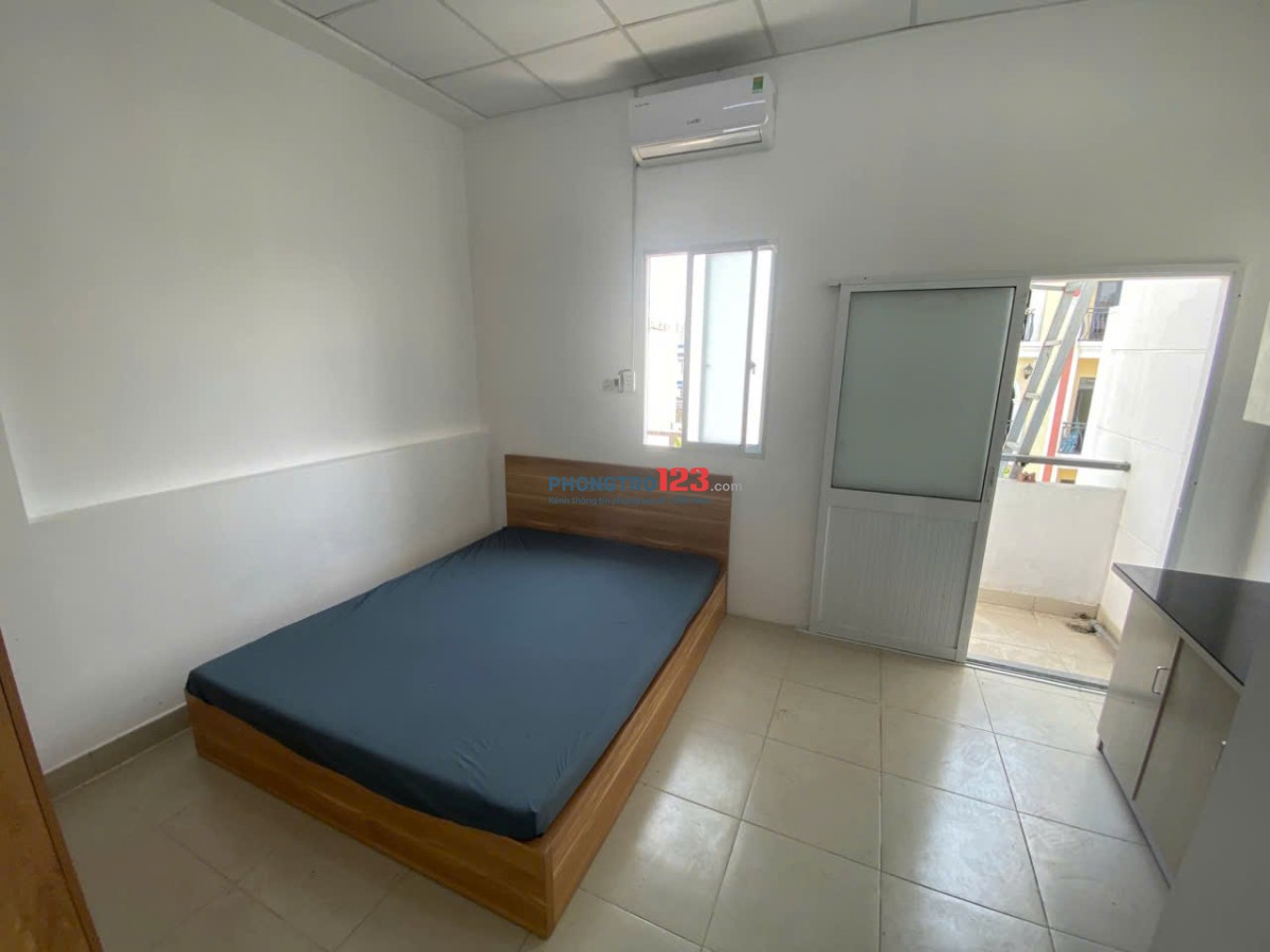 CHO THUÊ PHÒNG BAN CÔNG NGAY GIGAMALL CẦU BÌNH LỢI