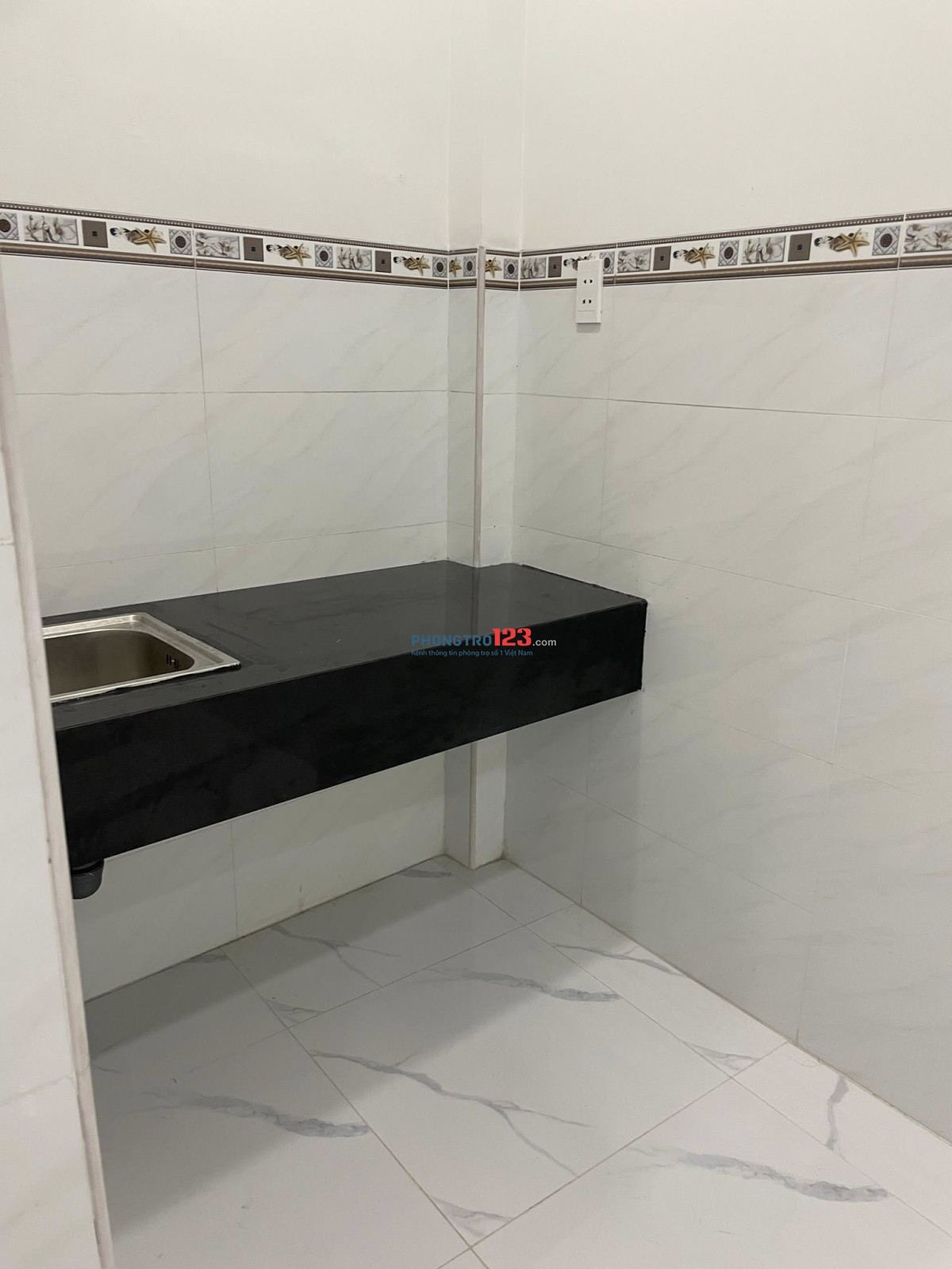 Pass phòng đang ở đầu tháng 12 dọn vào