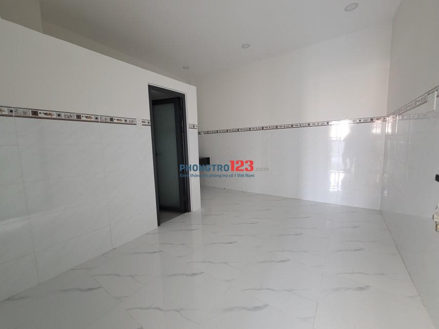 Pass phòng đang ở đầu tháng 12 dọn vào