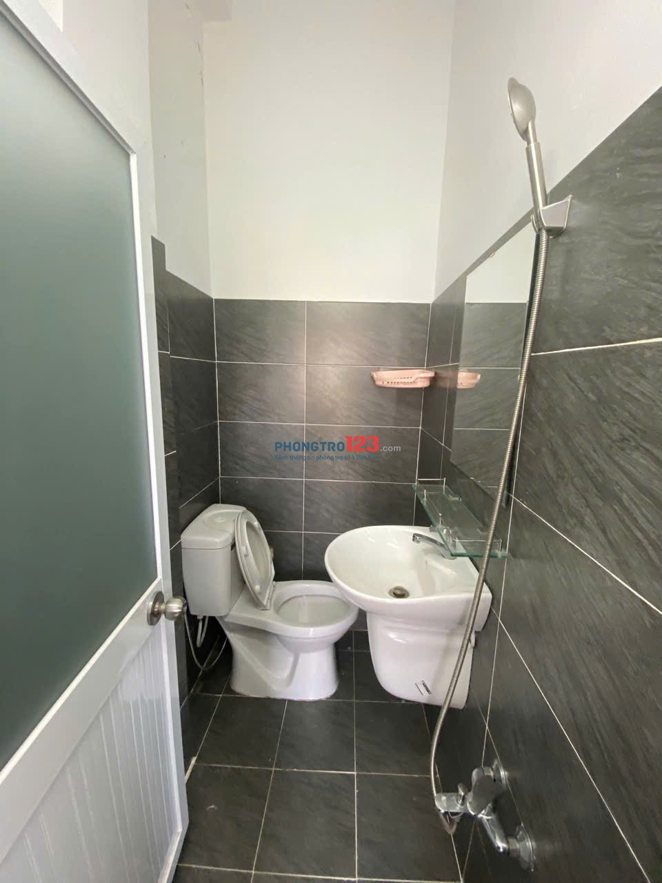 CHO THUÊ PHÒNG BAN CÔNG NGAY GIGAMALL CẦU BÌNH LỢI