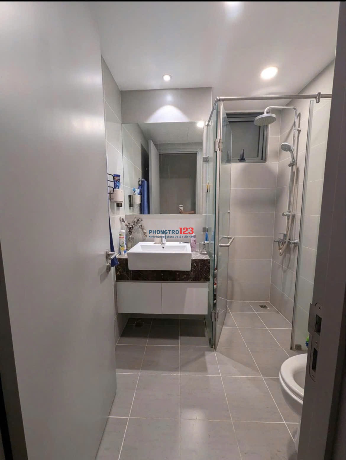 C/c Lũy Bán Bích, Hòa Thạnh, TP, 75m2, 2PN, 2WC, Nội thất, 10tr/th.