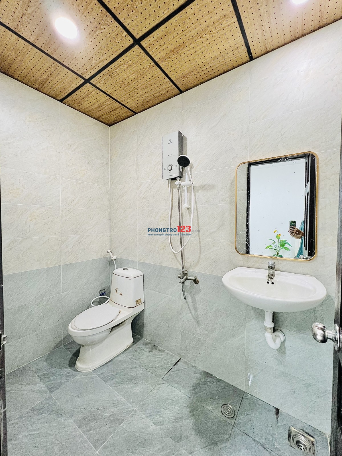 PHÒNG 30m2 FULL TIỆN NGHI TÂN THUẬN TÂY GẦN CHỢ BÙI VĂN BA