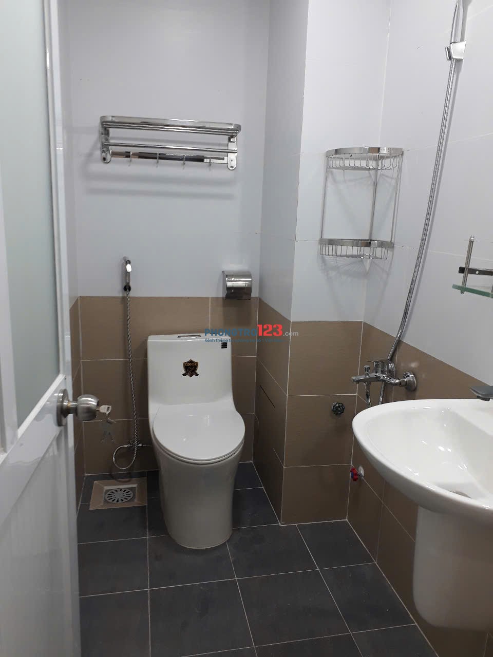 CẦN CHO SINH VIÊN, CÔNG CHỨC ĐI LÀM THUÊ PHÒNG Nhà số 66B Đường số 11, P.Tân Kiểng Q7,Tp.HCM.