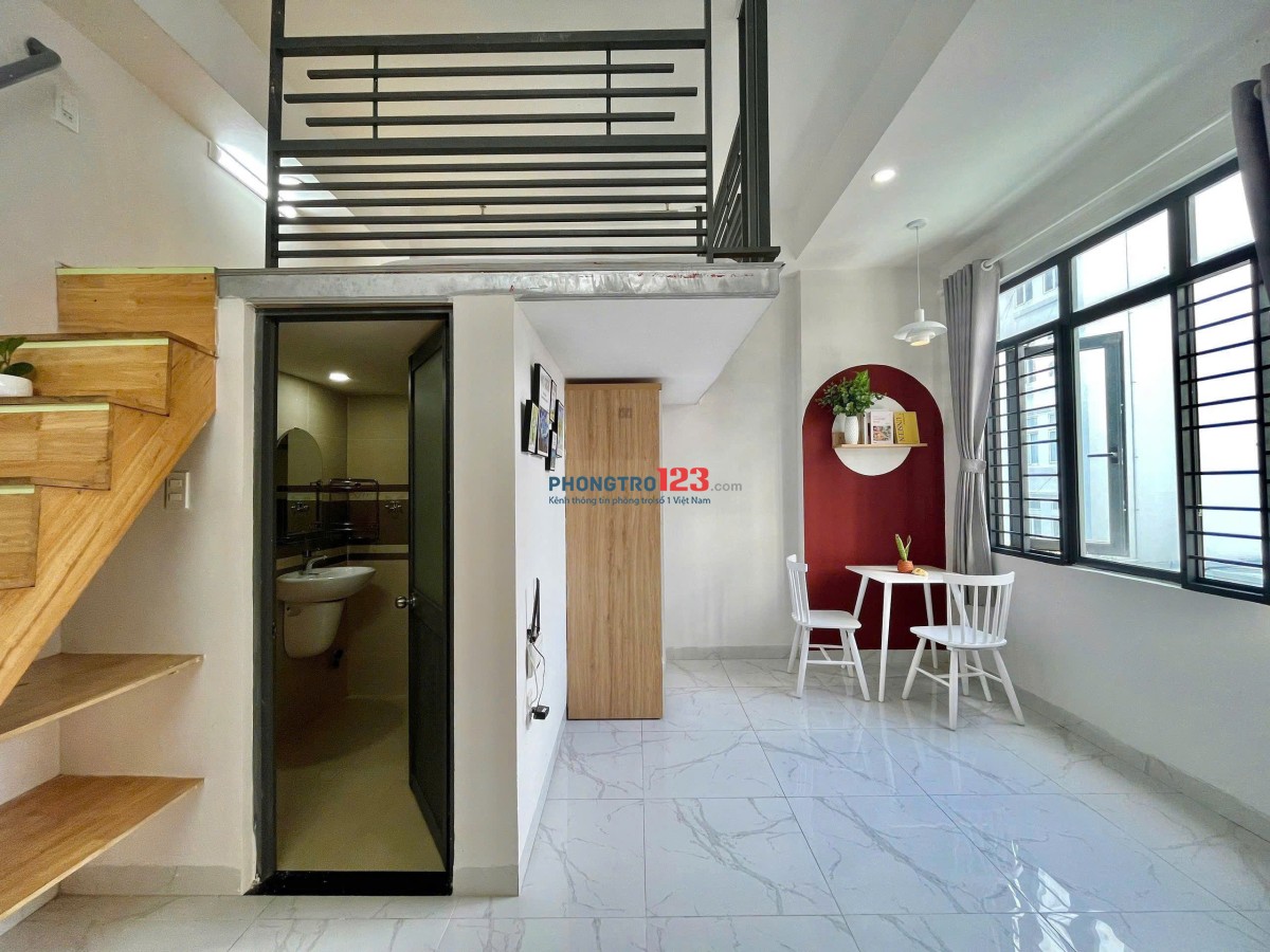  DUPLEX CỰC ĐẸP – 176 NGUYỄN VĂN THƯƠNG (D1), BÌNH THẠNH - BAN CÔNG