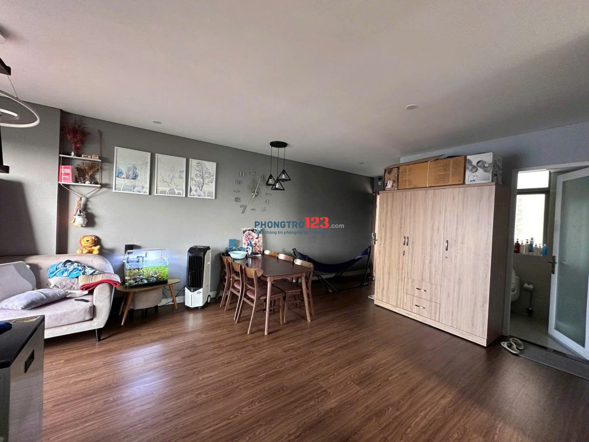 Cho thuê chung cư Phúc Yên 2 PN, DT 90m2 nội thất cao cấp giá 10Tr/th