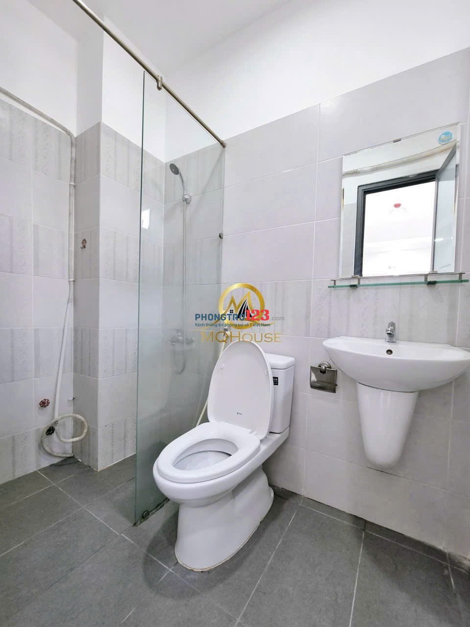 Cho thuê CHDV Studio Full nội thất Đg Tôn Thất Tùng. Bếp xa giường. Có cửa sổ thoáng. Sạch sẽ 6.3tr