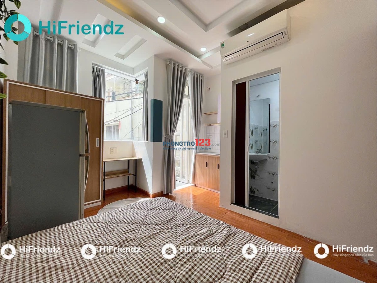 Cho Thuê Phòng Mới xây ngay khu Phan Xích Long, ban công, full nội thất giá chỉ 5Xxx