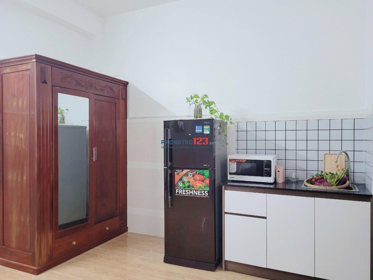 MỚI TRỐNG CĂN HỘ SIÊU XINH, NỘI THẤT ĐẦY ĐỦ. CĂN HỘ THANG MÁY, BẢO VỆ 24/7