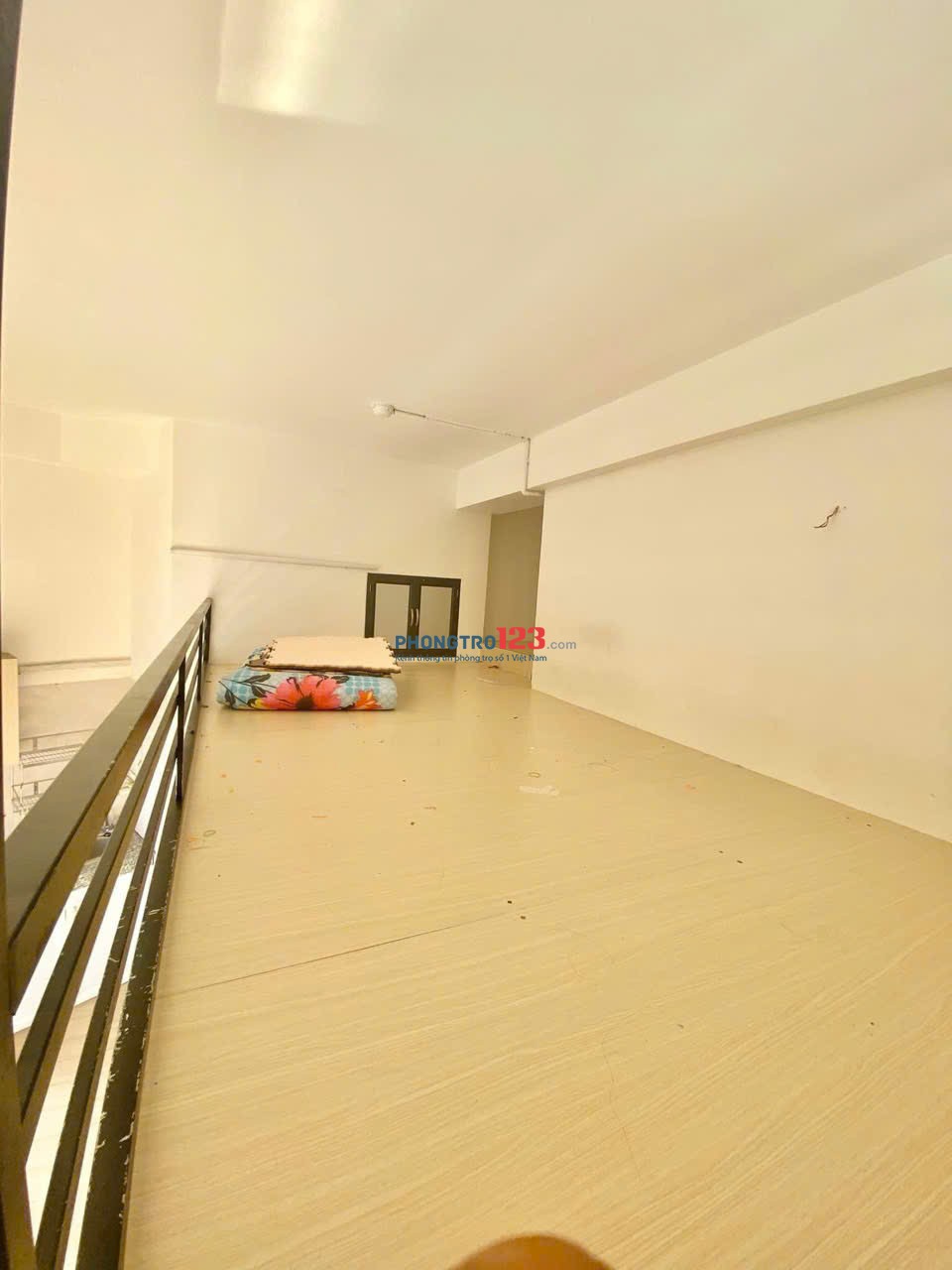 DUPLEX 278 Hoàng Hoa Thám P5 – Ban Công Lớn Cực Thoáng – Ở Ngay, Không Cần Mua Sắm