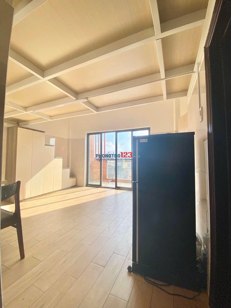 DUPLEX 278 Hoàng Hoa Thám P5 – Ban Công Lớn Cực Thoáng – Ở Ngay, Không Cần Mua Sắm