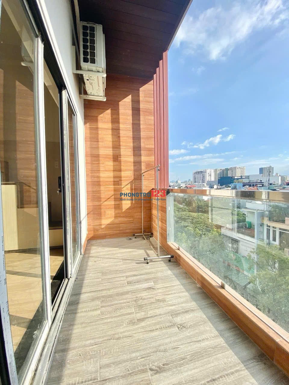 DUPLEX 278 Hoàng Hoa Thám P5 – Ban Công Lớn Cực Thoáng – Ở Ngay, Không Cần Mua Sắm