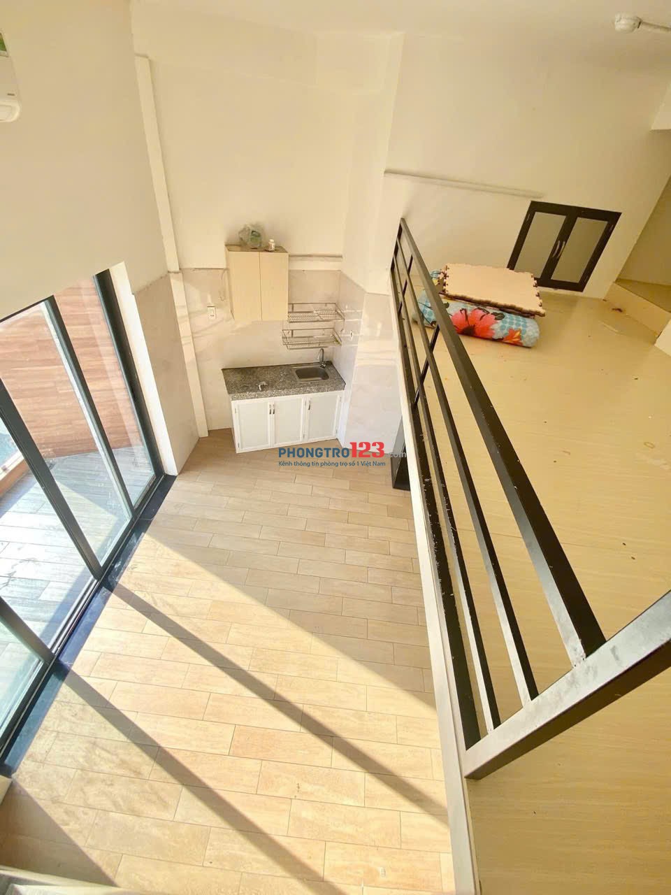 DUPLEX 278 Hoàng Hoa Thám P5 – Ban Công Lớn Cực Thoáng – Ở Ngay, Không Cần Mua Sắm