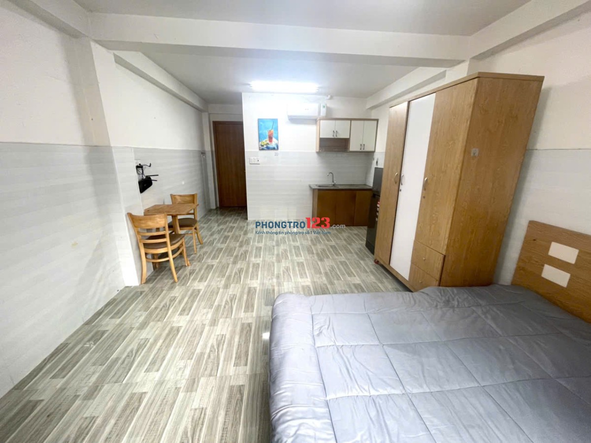 PHÒNG TRỌ 40m2 FULL NỘI THẤT CỬA SỔ THOÁNG SÁNG Ở UNG VĂN KHIÊM, BÌNH THẠNH - LH: 0334998413