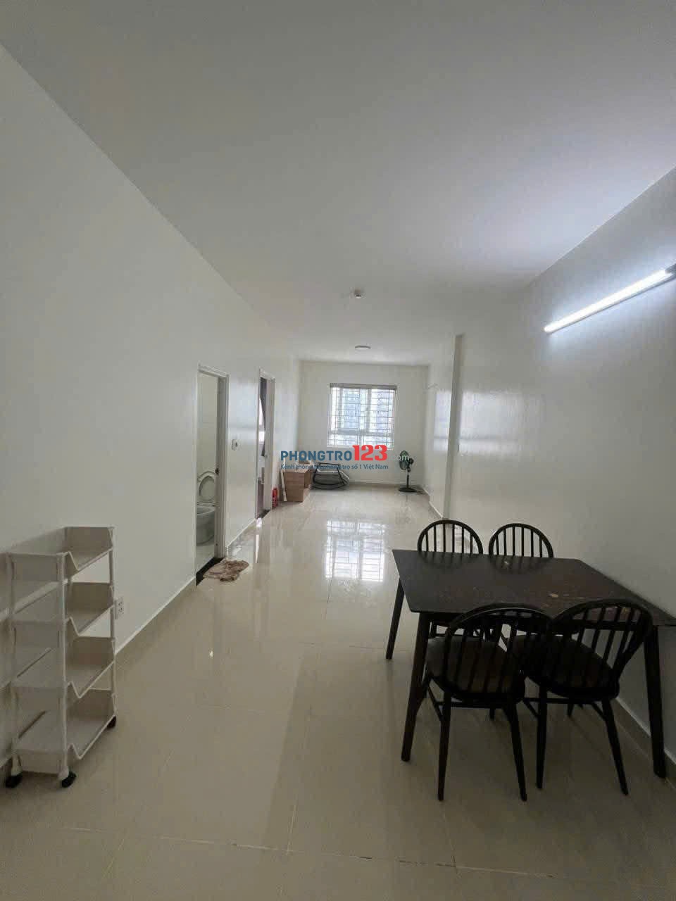 C/ c Carillon 5, 9tr8/th. 75m2, NTCB, Lũy Bán Bích, TB, Căn góc.