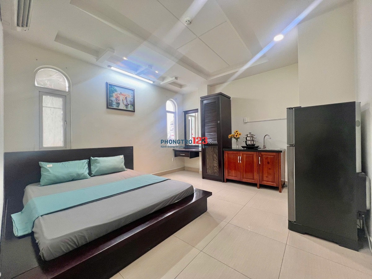 Phòng cao cấp diện tích 30m2 full tiện nghi tại 35 Lý Phục Man, Phường Bình Thuận, Quận 7