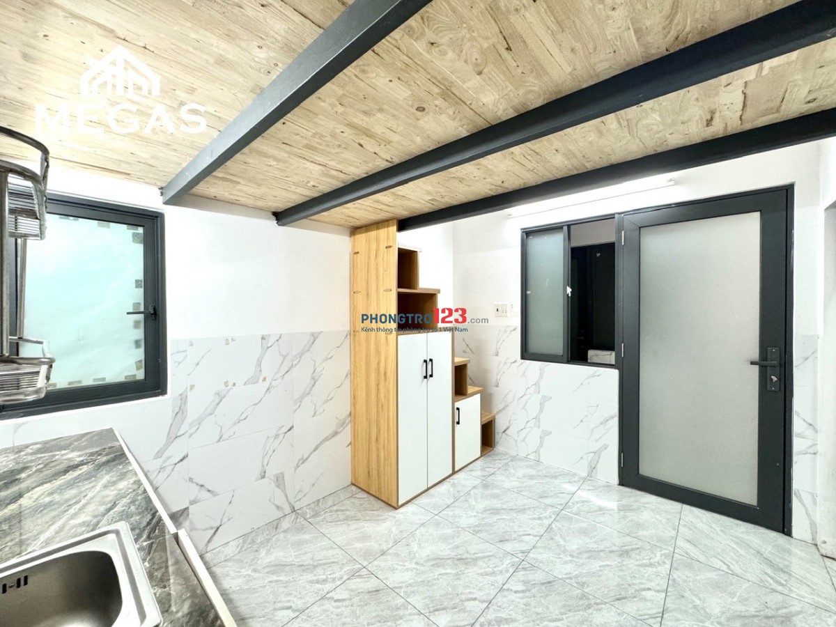 Mới Xây - Sẵn Máy Lạnh - Có Cửa Sổ ngay Nguyễn Văn Quá - Chợ Cầu