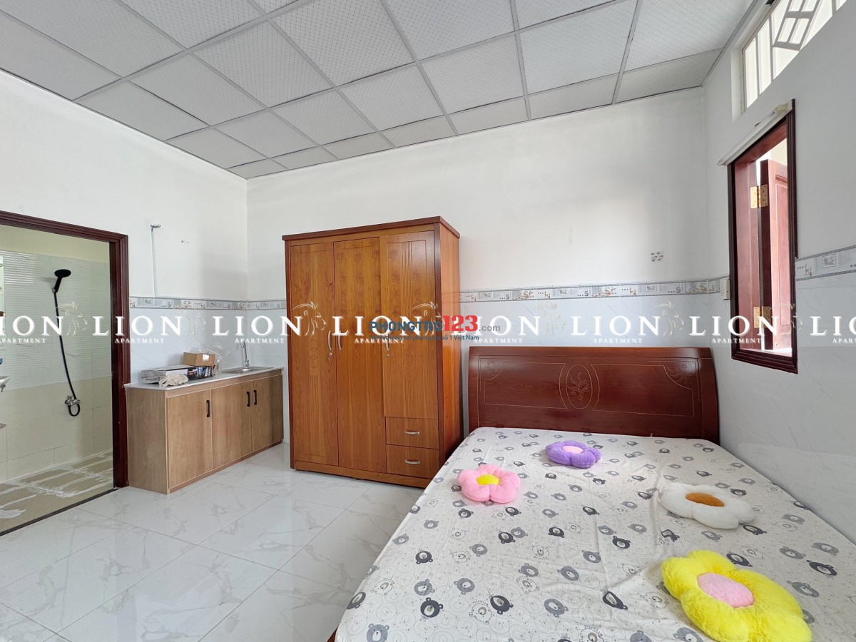 CHO THUÊ PHÒNG TRỌ QUẬN 10, BAN CÔNG ĐẦY ĐỦ NỘI THẤT MỚI XÂY GẦN ĐẠI HỌC BÁCH KHOA, KIẾN TRÚC