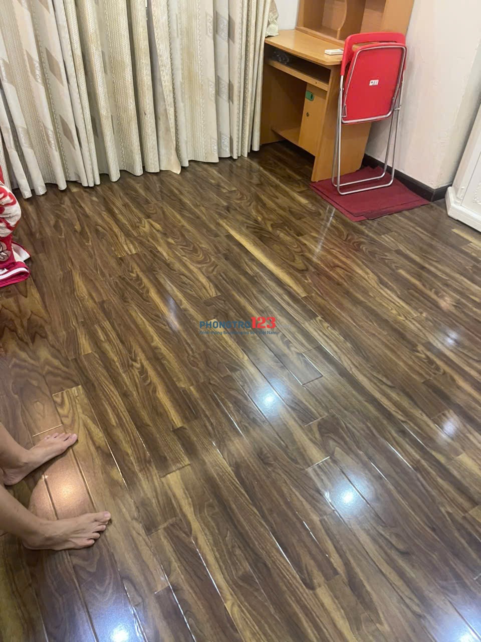 Cho thuê 1 phòng căn hộ , chung cư b3d nam trung yên, lh.0987666635