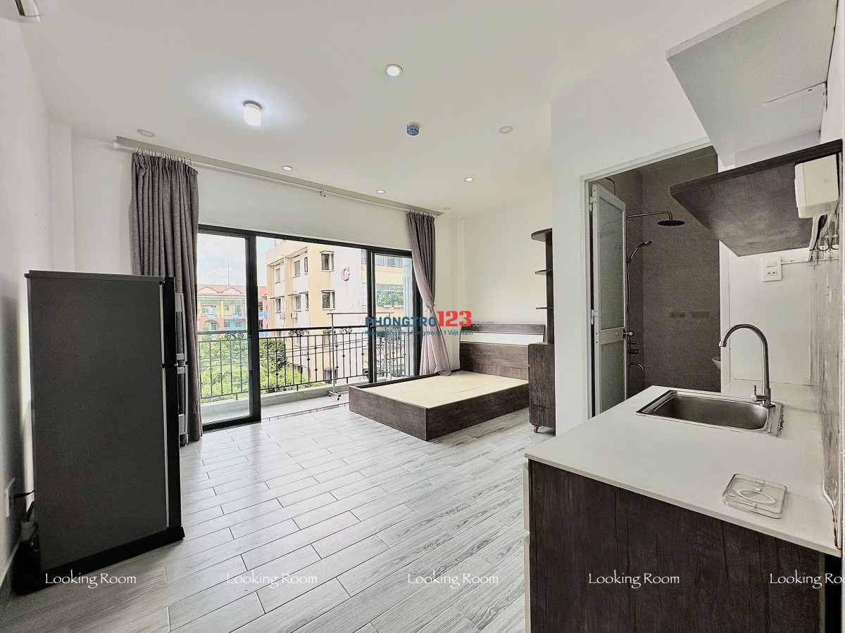  Cho Thuê Căn Hộ Studio Ban Công Riêng – Full Nội Thất – Diện Tích Siêu Rộng 30m² – gần Lê Thị Riên