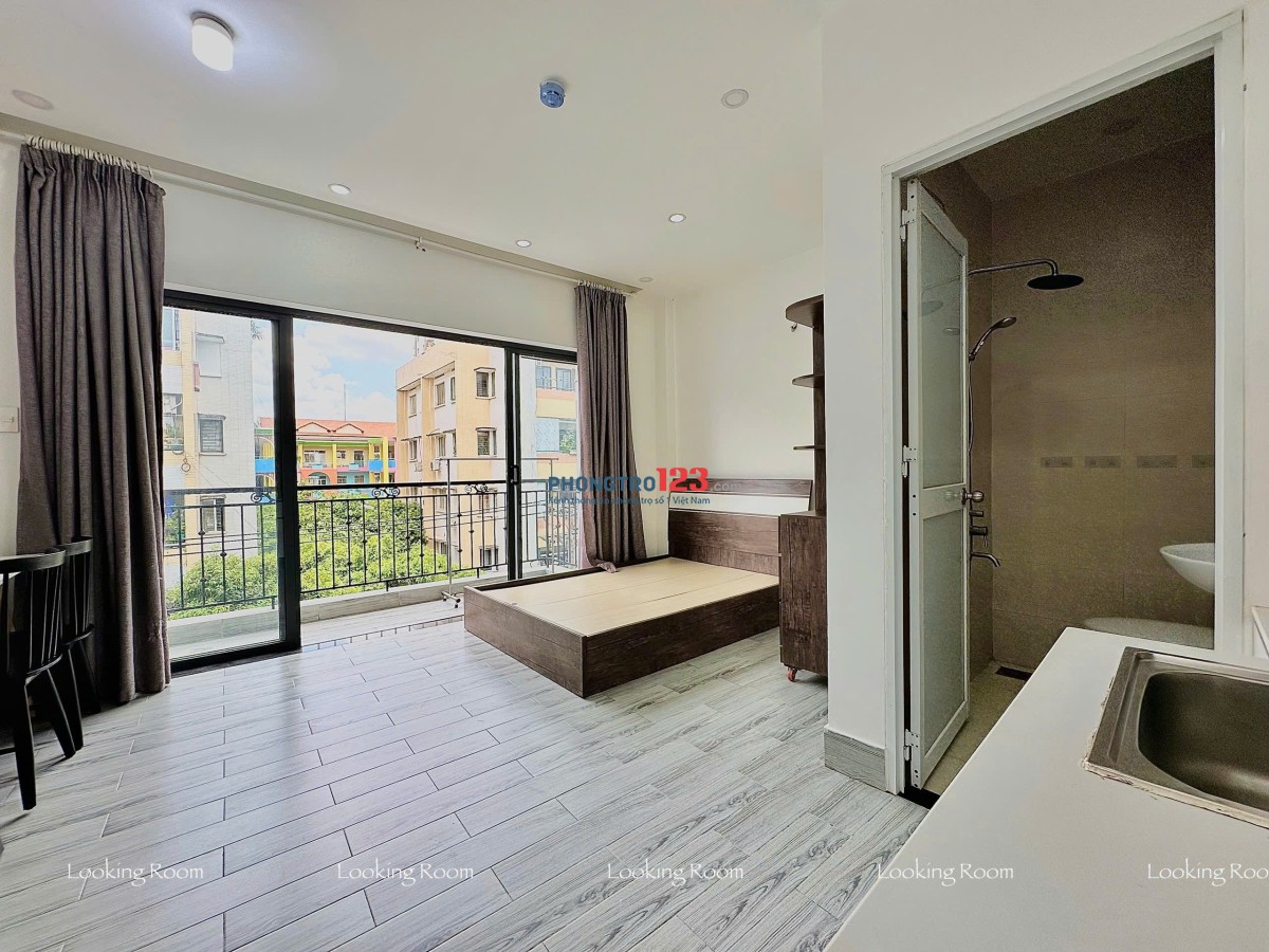  Cho Thuê Căn Hộ Studio Ban Công Riêng – Full Nội Thất – Diện Tích Siêu Rộng 30m² – gần Lê Thị Riên
