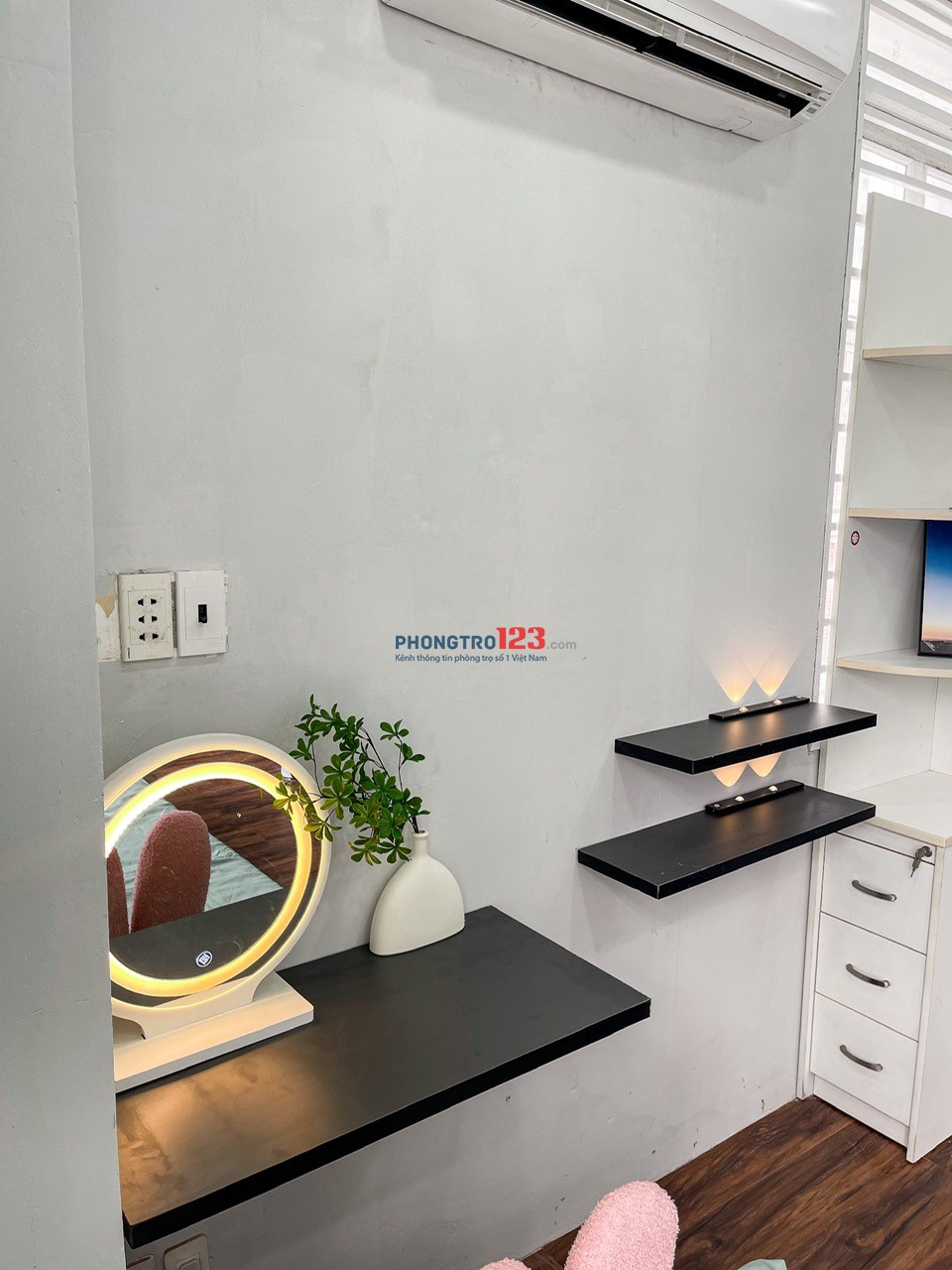 PHÒNG 40m2 FULL NỘI THẤT CỬA SỔ LỚN ĐÓN NẮNG Ở LÊ VĂN DUYỆT Q.BÌNH THẠNH NGAY GẦN Q3,Q1 - 0334998413