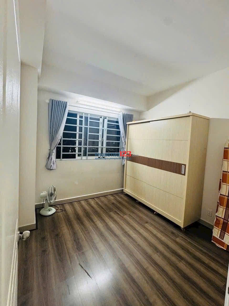 Cho thuê chung cư Bàu cát,Tân BÌnh căn 2p ngủ,có nội thất giá 10,5tr/th