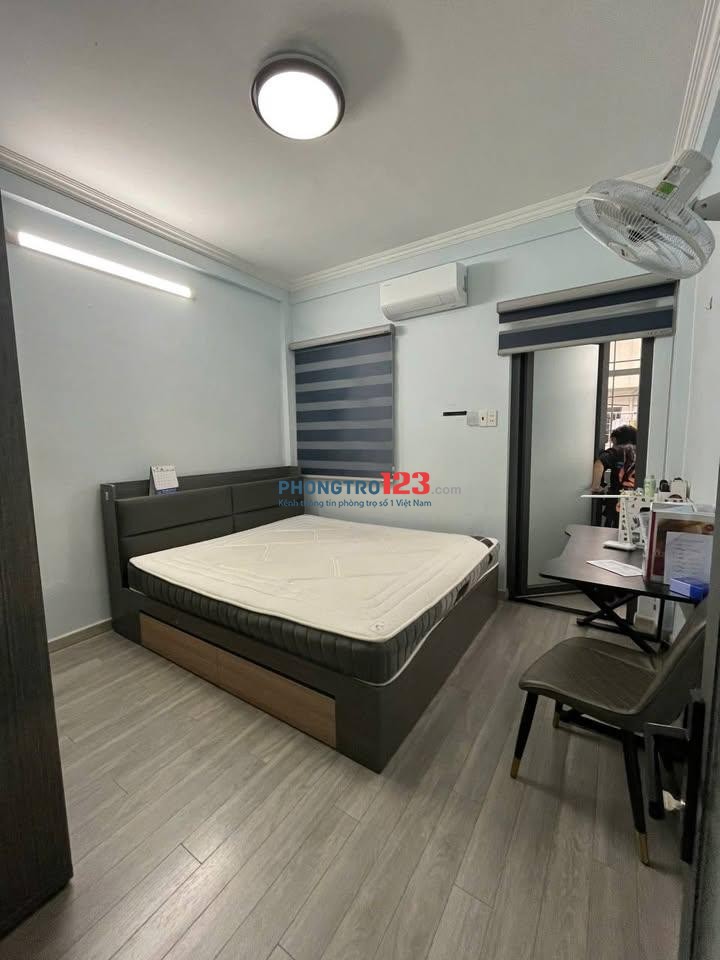 Chung cư Bàu cát,Tân BÌnh: 2p ngủ,Có nội thất,9tr/th