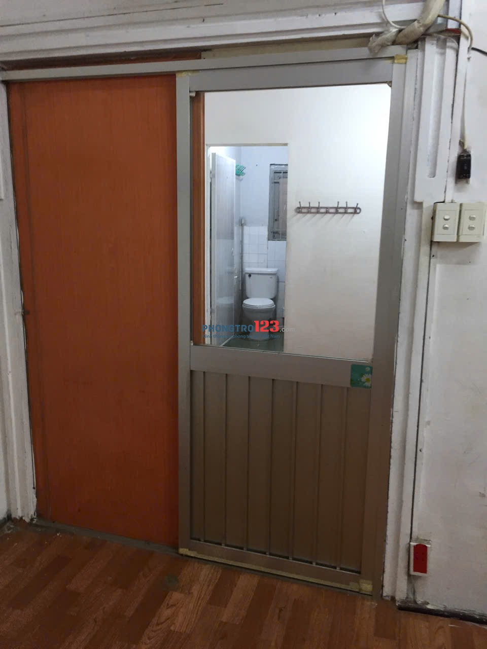 PHÒNG TRỌ CHO THUÊ – GẦN 20M² – CHỈ 3,5 TRIỆU/THÁNGĐịa chỉ: 41/40 Lê Văn Linh, P.13, Quận 4, TP.HCM