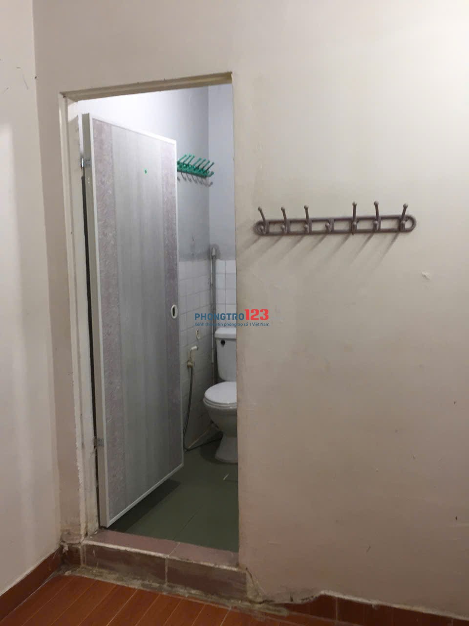 PHÒNG TRỌ CHO THUÊ – GẦN 20M² – CHỈ 3,5 TRIỆU/THÁNGĐịa chỉ: 41/40 Lê Văn Linh, P.13, Quận 4, TP.HCM