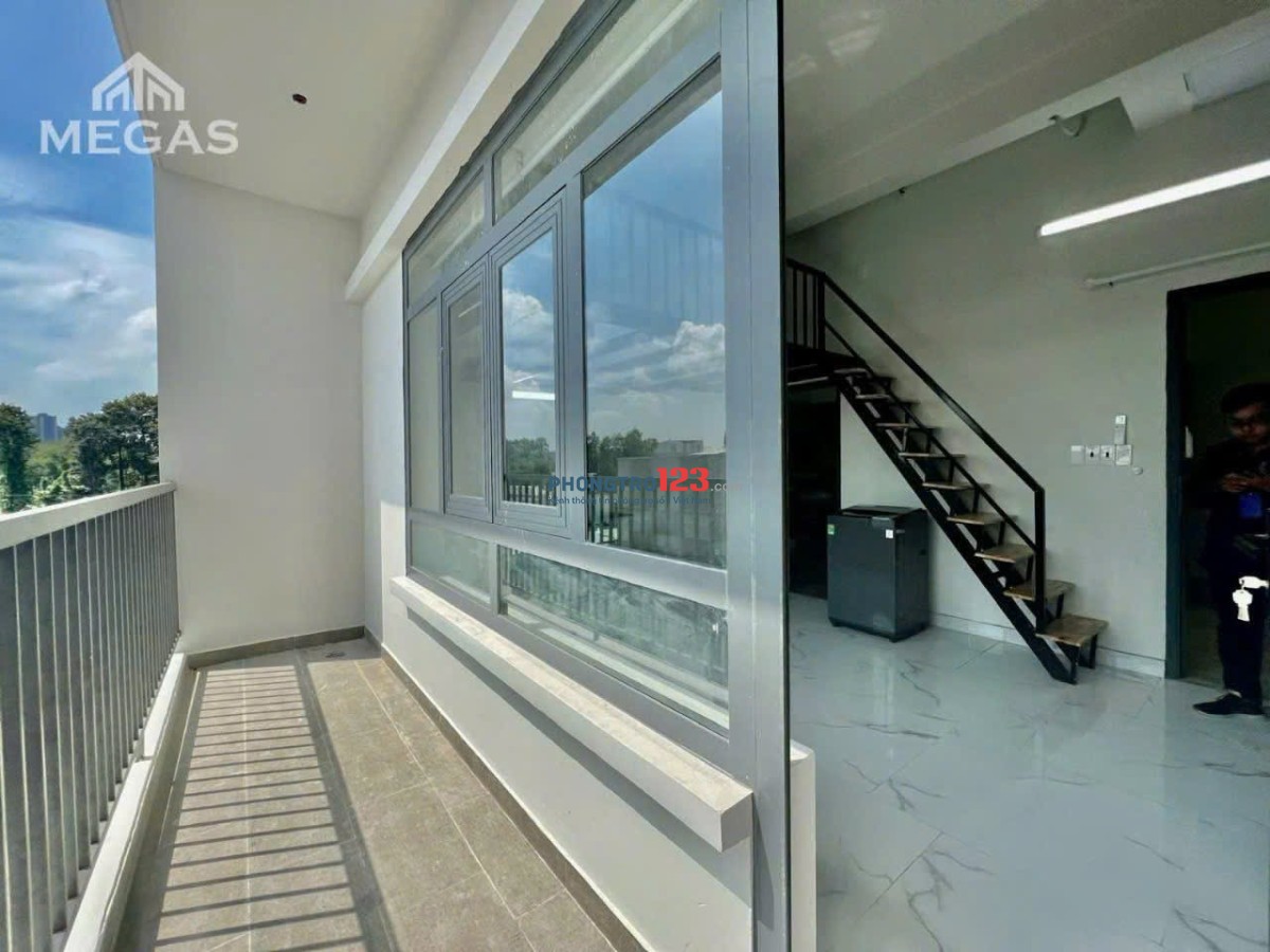 PHÒNG MỚI XÂY NGAY 3/2_BAN CÔNG RIÊNG_GÁC CAO_GẦN CẦU VƯỢT 3/2_LOTTE LÊ ĐẠI HÀNH