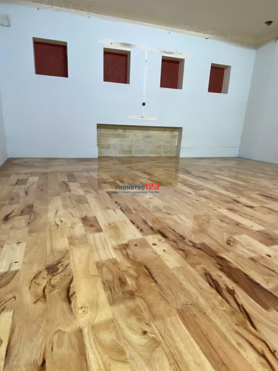 Phòng lầu trệt - cửa sổ - an ninh & sạch sẽ ngay ĐH Công Nghiệp CS1