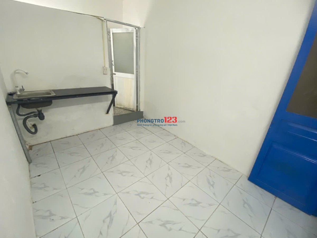 PHÒNG CỬA SỔ - SẠCH SẼ - AN NINH - NGAY VINCOM PHAN VĂN TRỊ