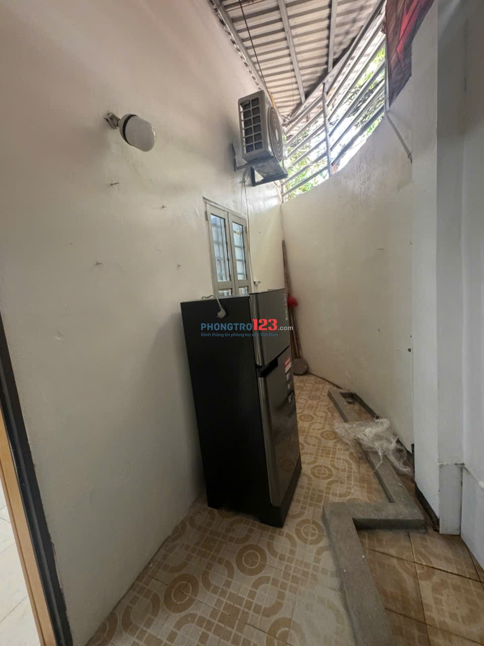 Cho thuê nhà riêng tại đường Định Công Thượng, Hoàng Mai, Hà Nội, diện tích 28m2