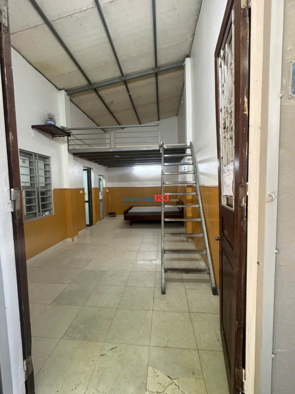 Cho thuê nhà riêng tại đường Định Công Thượng, Hoàng Mai, Hà Nội, diện tích 28m2