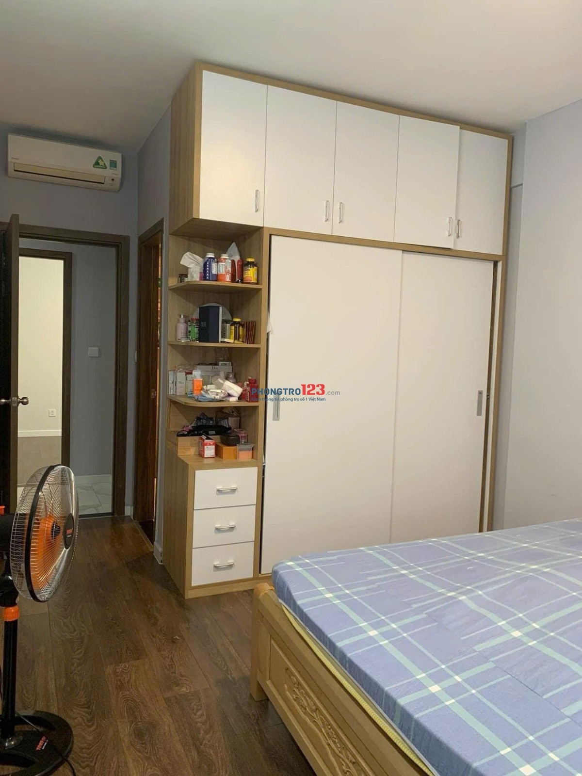 Cho thuê căn 2p ngủ giá 10tr chung cư Phúc Yên- Phan Huy Ích