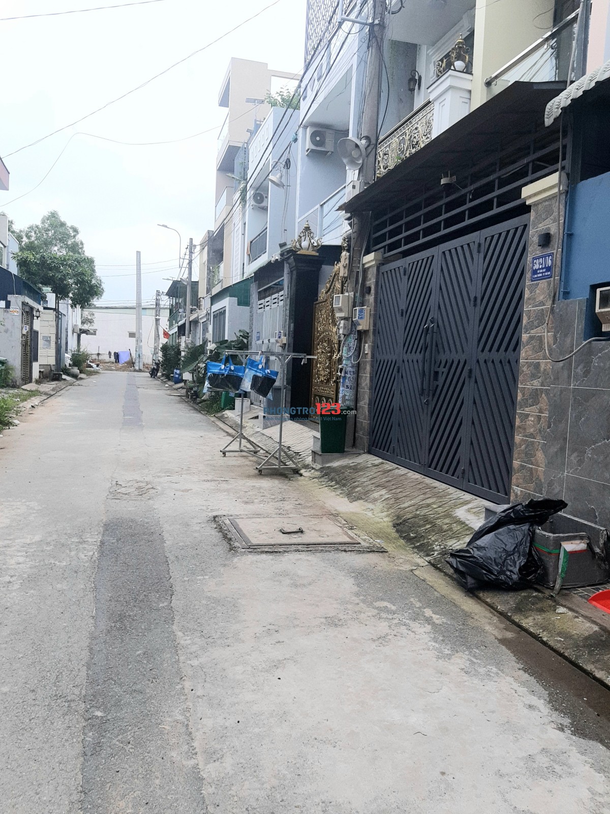 Nhà cấp 4 diện tích 52m2 chính chủ cho thuê nguyên căn.