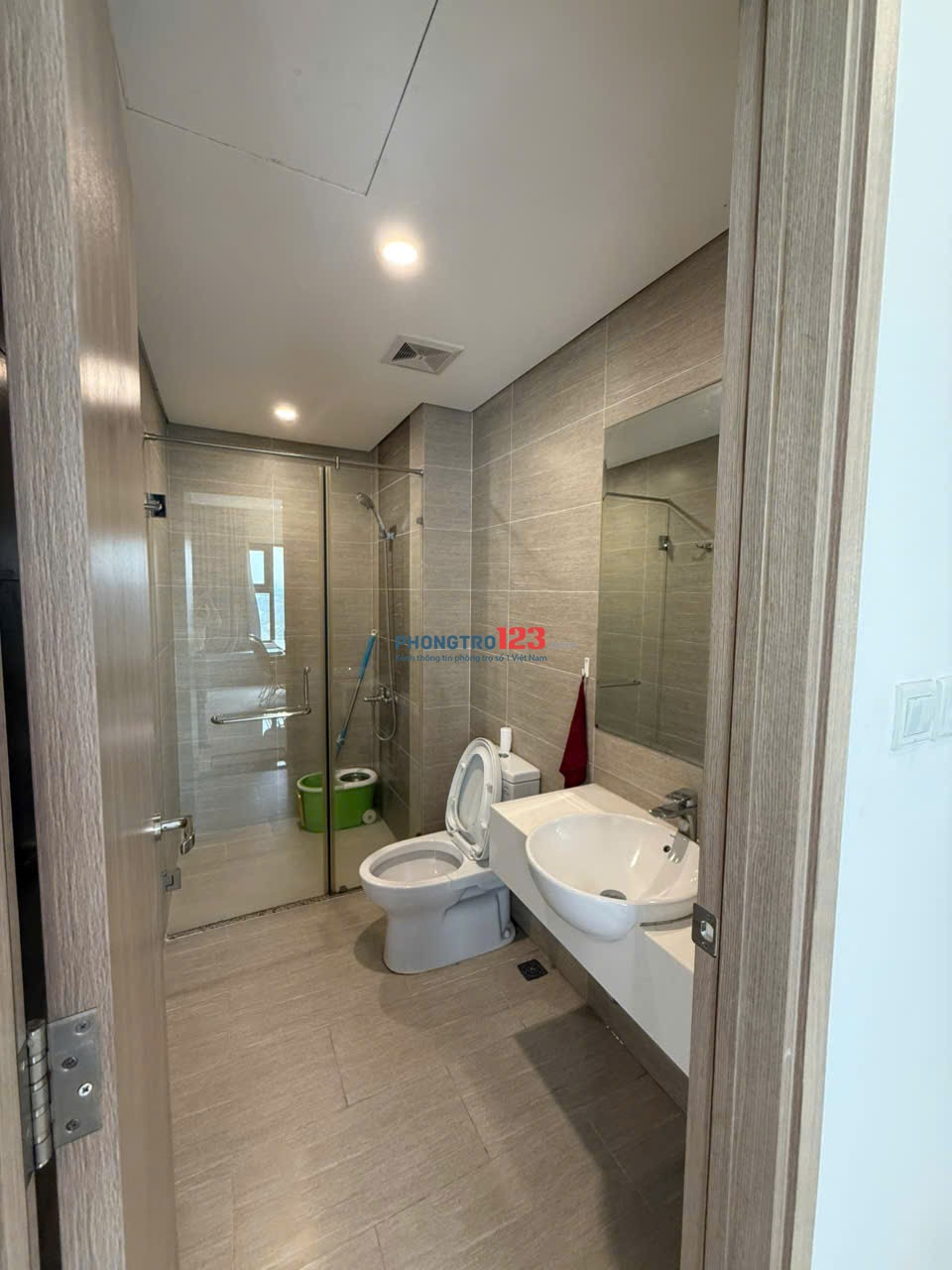 Cho thuê chung cư Vinhome Grand Park, full nội thất, 69m2