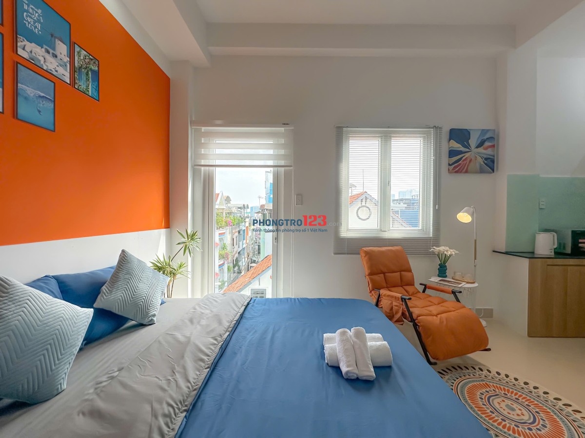 Căn Hộ Cho Thuê Full Nội Thất - BAN CÔNG RIÊNG - Cộng Hòa, Tân Bình – Ngay Sân Bay