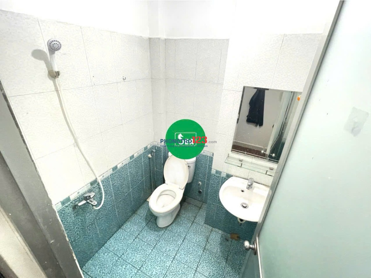 Cho thuê phòng tách bếp ở Nguyễn Ngọc Lộc Q10 gần ĐH Bách Khoa ĐH Y Dược