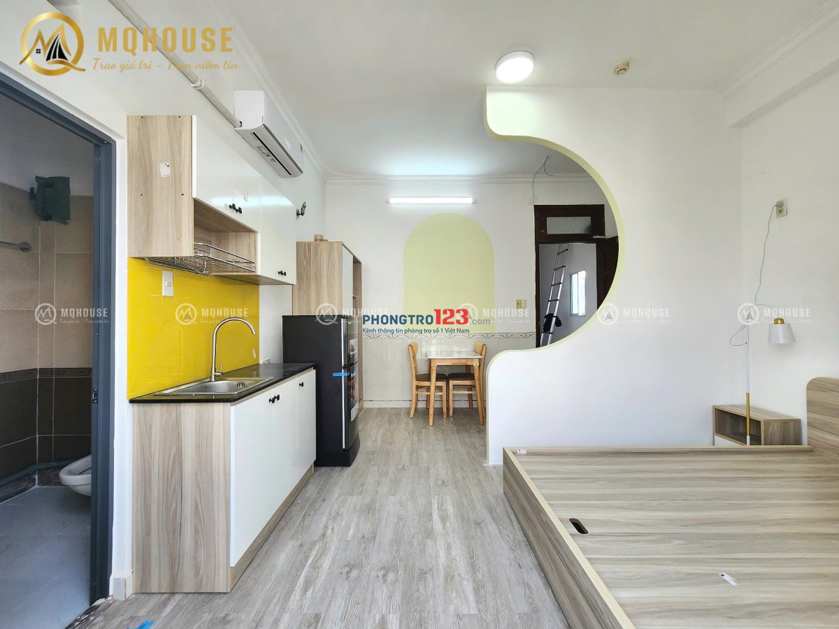 PHÒNG STUDIO BAN CÔNG RỘNG – FULL NỘI THẤT – THIẾT KẾ ĐƠN GIẢN, TIỆN NGHI – PHAN VĂN SỬU, TÂN BÌNH