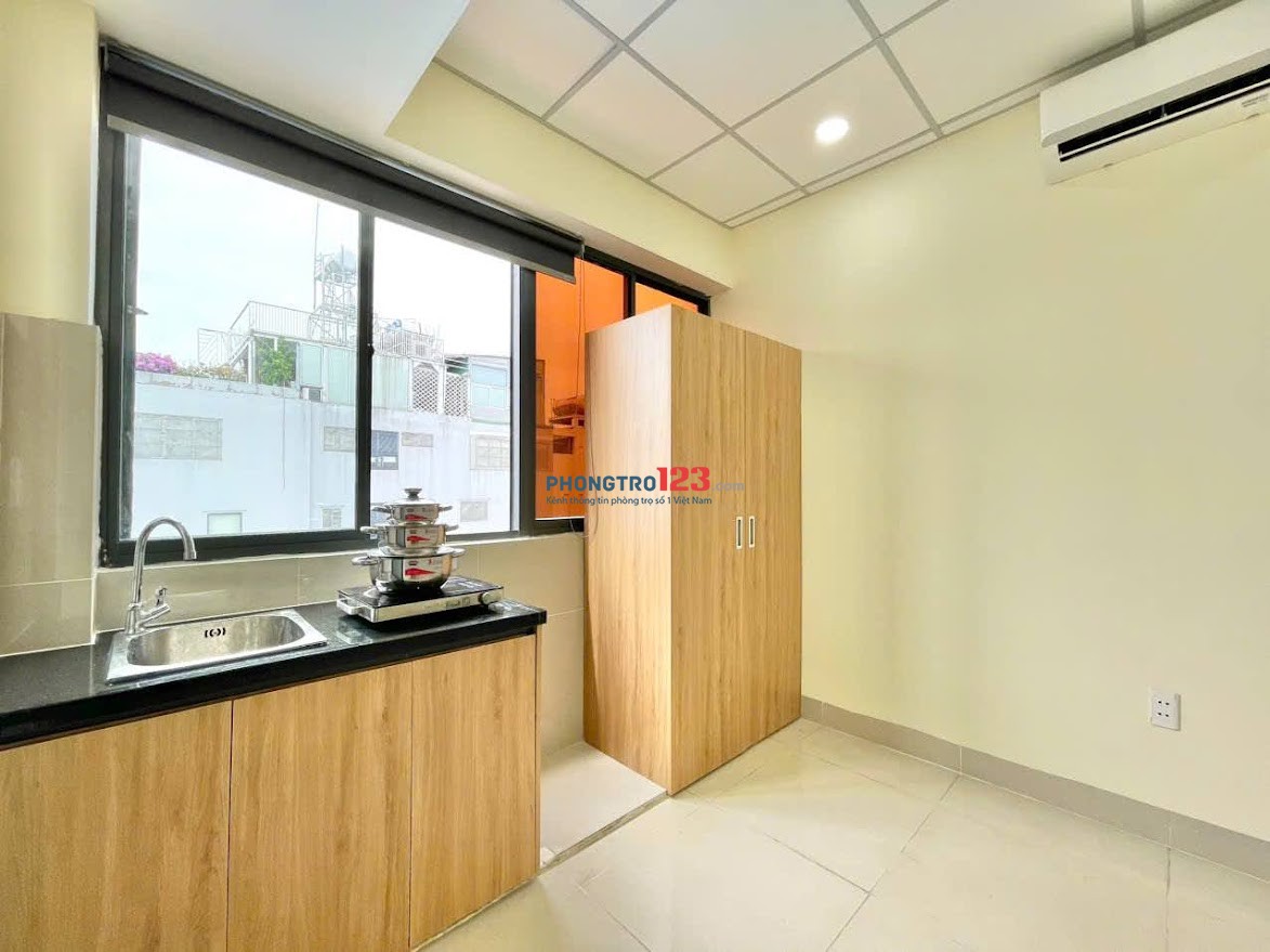 Phòng mới cửa sổ thoáng mát-Bùi Đình Túy gần chợ Bà Chiểu