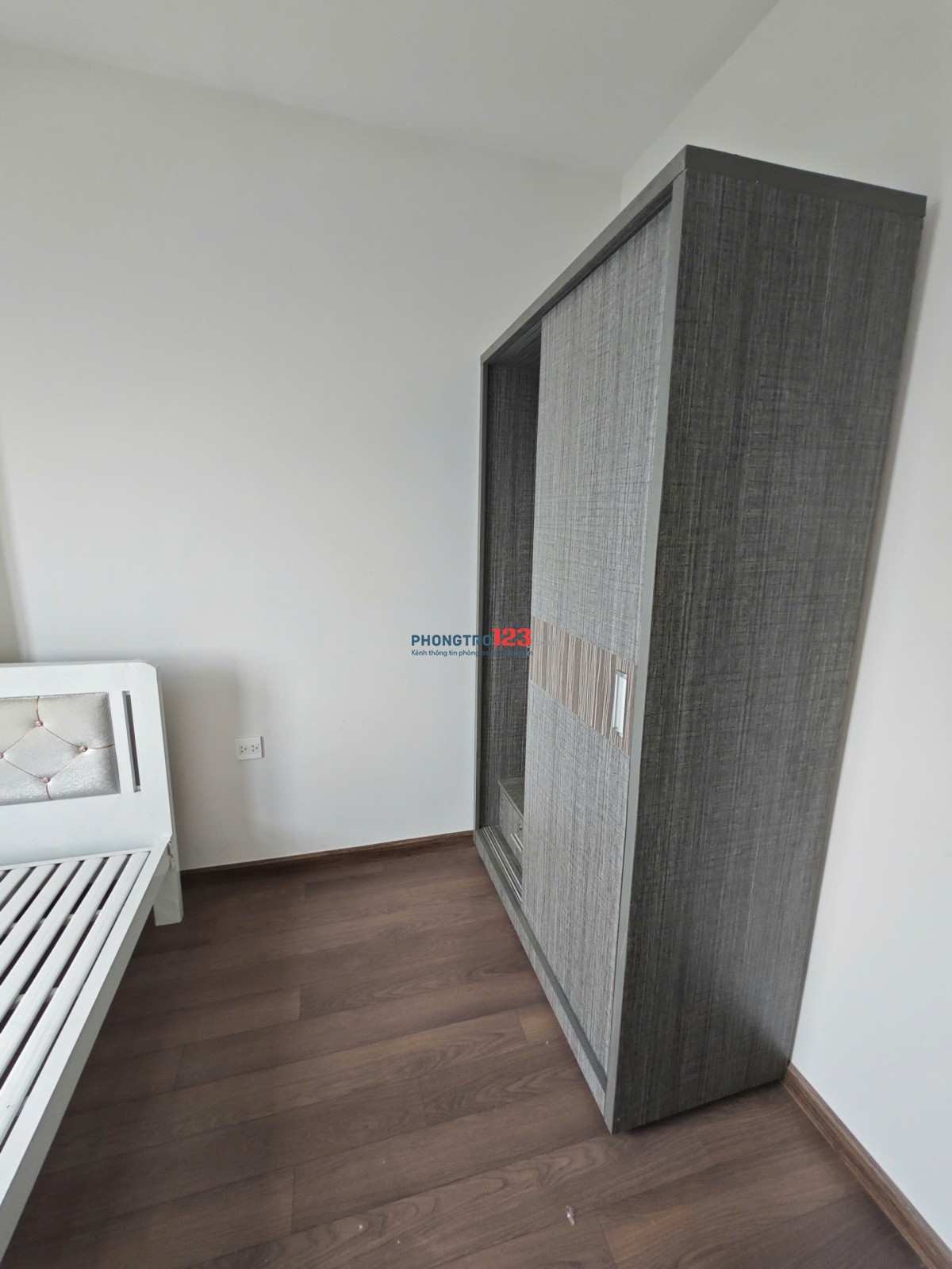 Tôi cho thuê căn hộ 1PN ngay khu Vsip 1 Bình Dương giá thuê 4tr/tháng