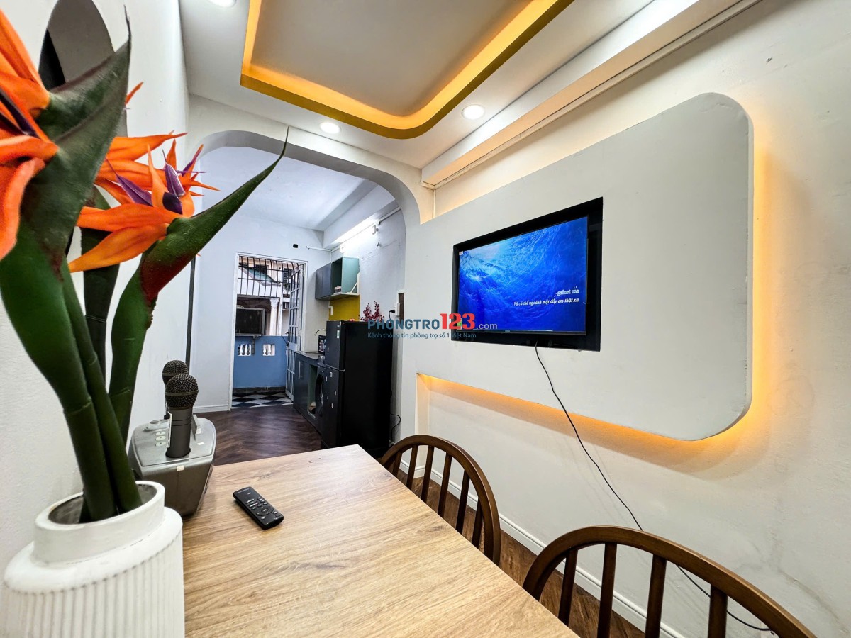 CHO THUÊ CĂN HỘ - 2 PHÒNG NGỦ - CÓ BAN CÔNG THOÁNG MÁT GẦN NHÀ GA T3, ETOWN QUẬN TÂN BÌNH