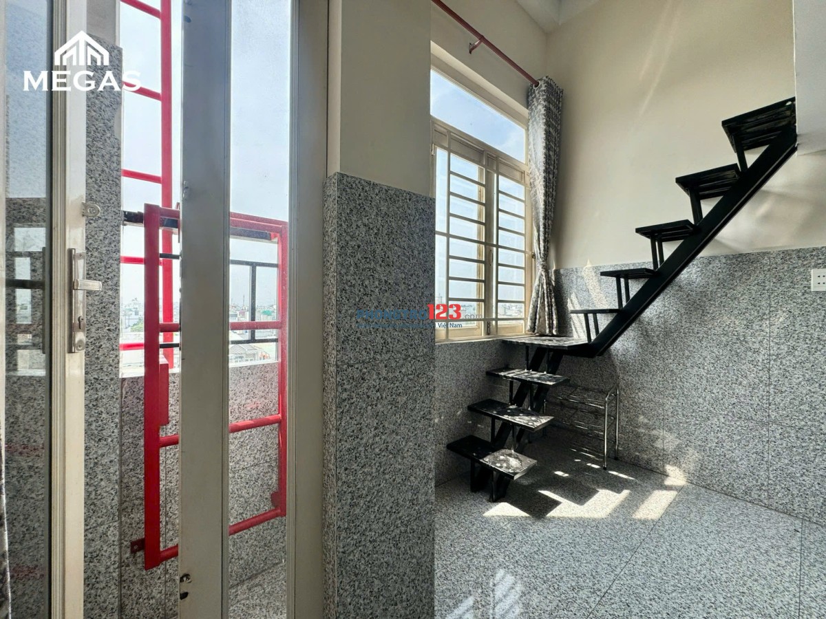 CHO THUÊ PHÒNG GIÁ RẺ - CÓ MÁY LẠNH GÁC CAO 2M NGAY NGÃ 4 GA - VƯỜN LÀI - HÀ HUY GIÁP -ĐH NTT