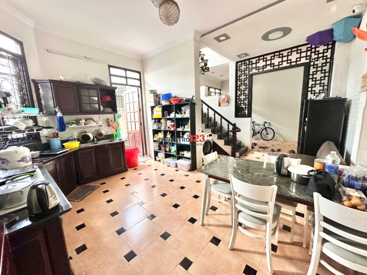 Phòng trọ 1 người cho nam bao mọi chí nằm trong biệt thự gần sân bay p3 Gò Vấp