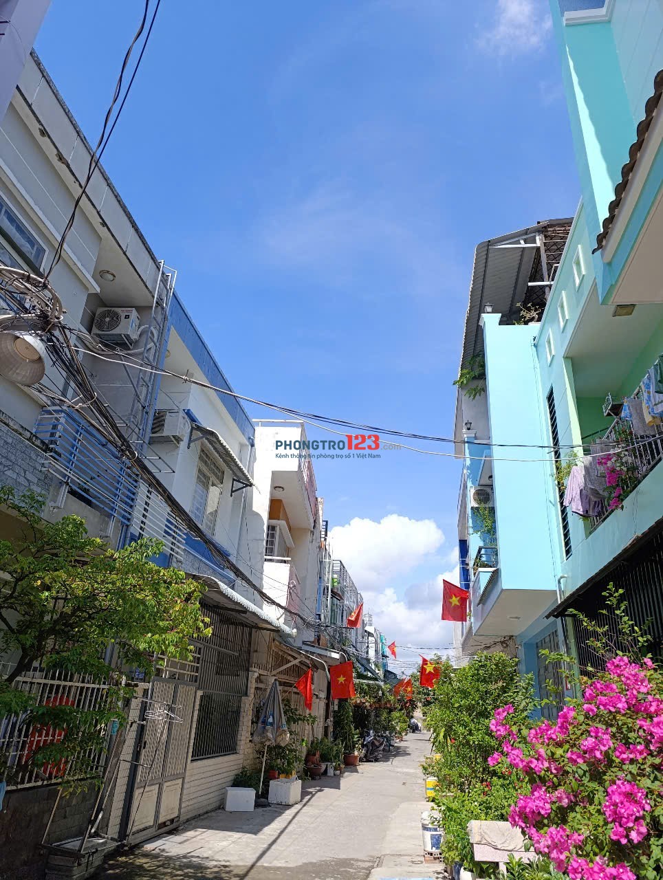 Cho thuê nhà nguyên căn hẻm 2020 Huỳnh Tấn Phát, TT Nhà Bè