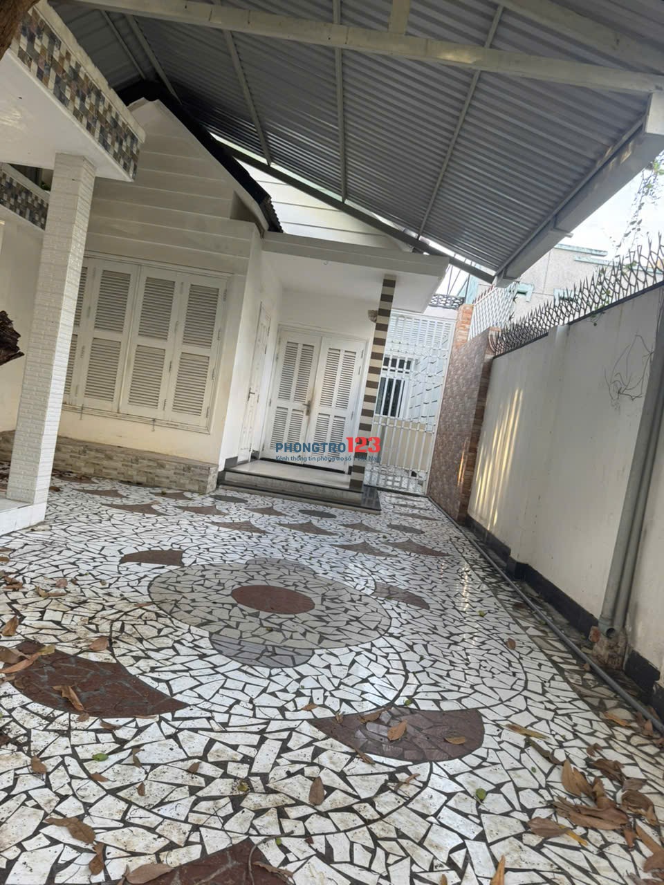 Nhà riêng cho thuê tại Đường Tuyên Quang,
